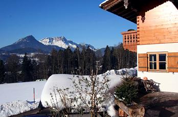Unsere Früstückspension liegt in freier, ruhiger, erhöhter Lage, zwischen Berchtesgaden und Königssee. Urlaub in Bayern - Bischofswiesen mit seinen 5 Ortsteilen Stanggaß, Engedey, Strub, Winkl und Loipl erfüllt Ihnen zu jeder Jahreszeit alle Wünsche für e